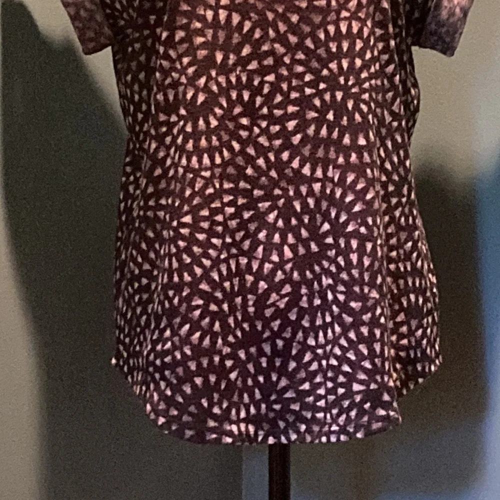 Mossimo Black and Gray Top Size Medium - Picture 3 of 12
